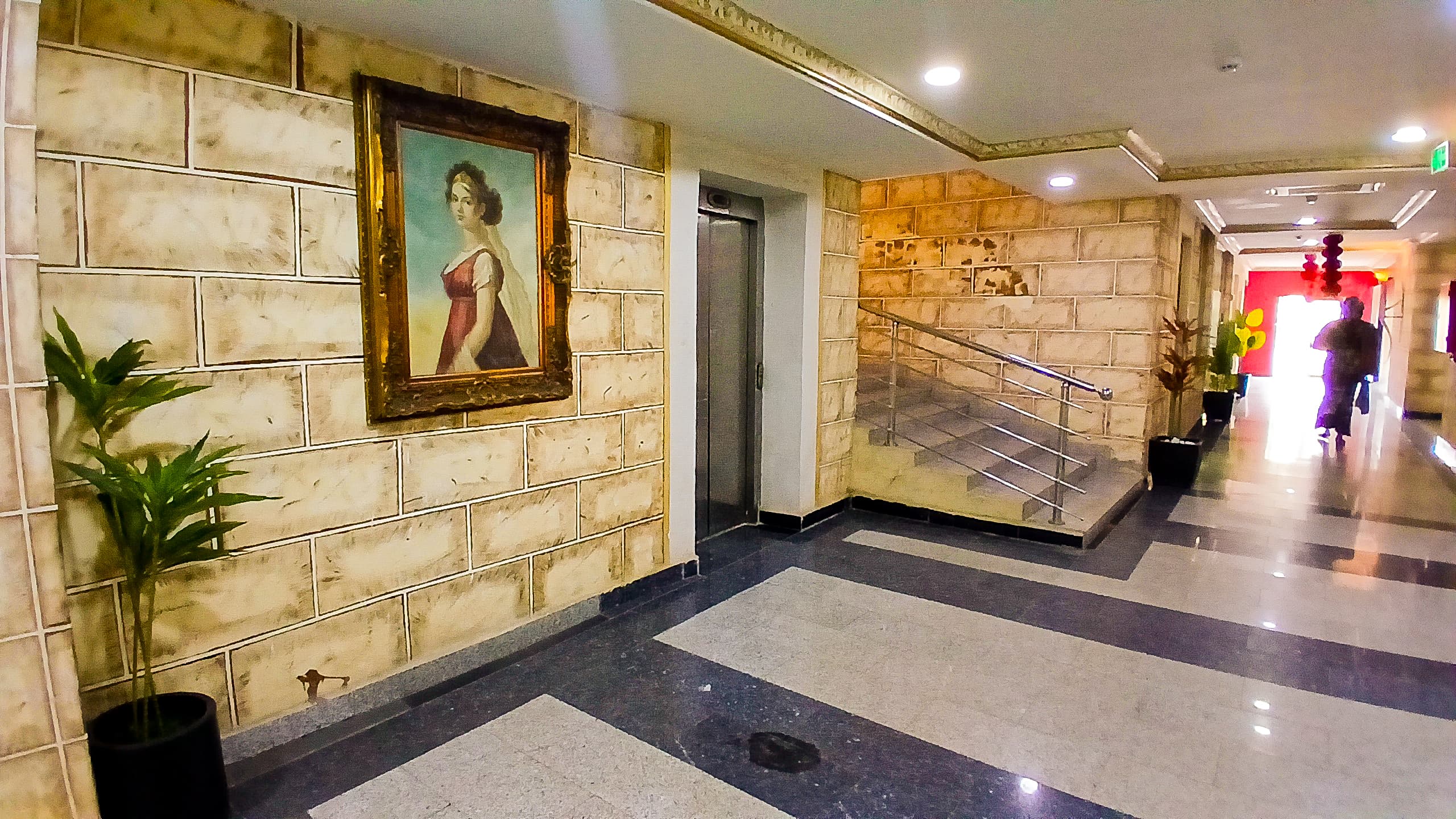 AA Hotels & Suites